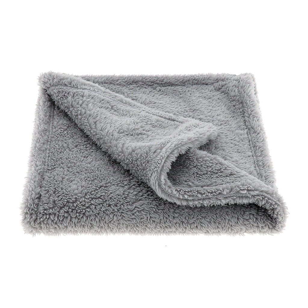 Pawluxia Cozy Fleece Pet Blanket | Pawluxia Pet Care Australia